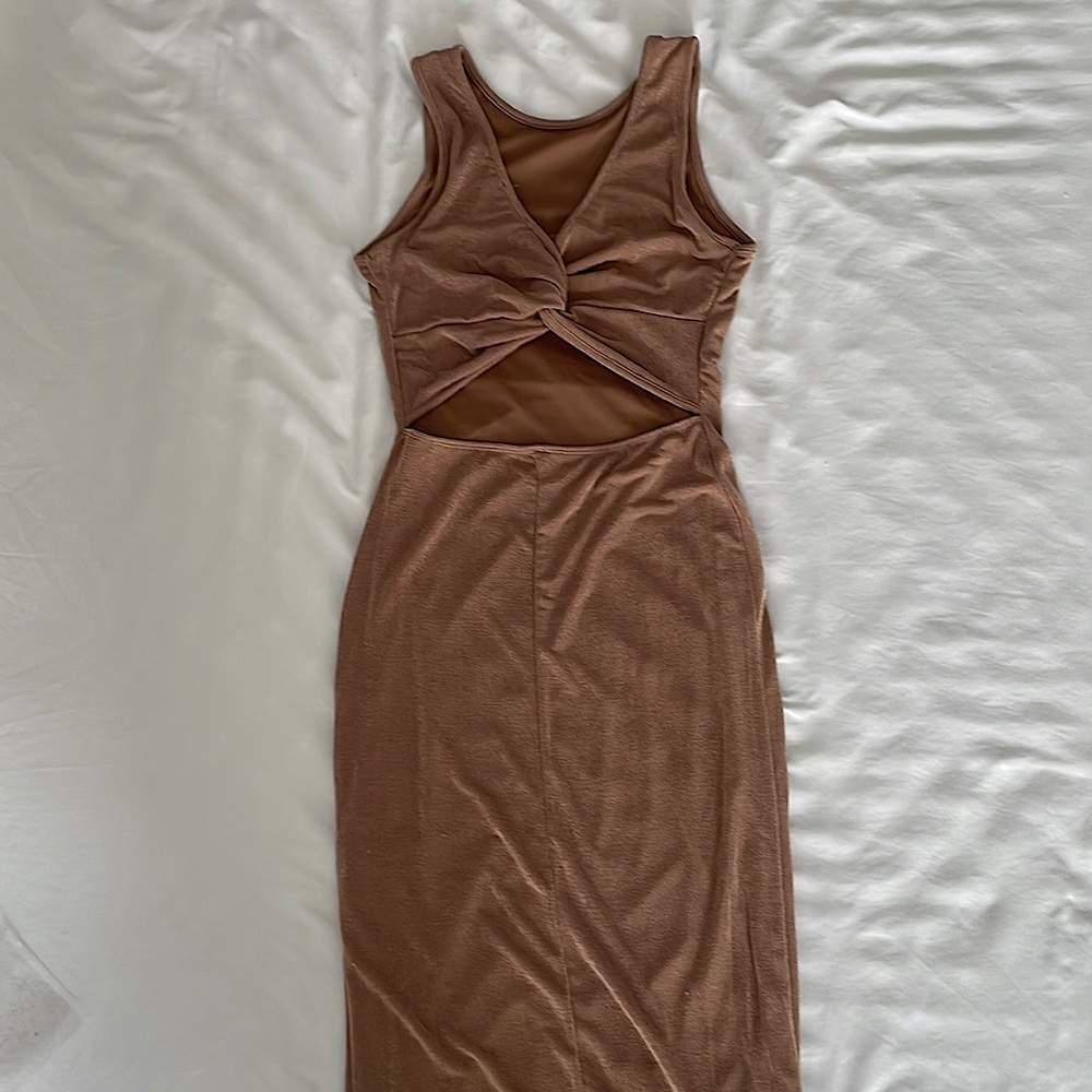 NWT Midi Tank Twist-Back Bodycon Dress